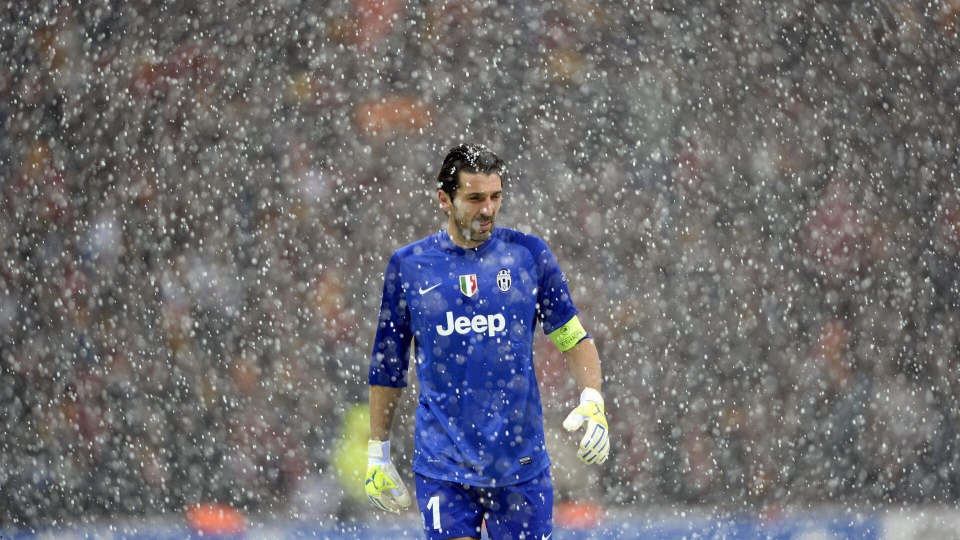 全球电竞目光聚焦柏林 S9小组赛战幕拉开 LPL三大劲旅首战冲击胜利